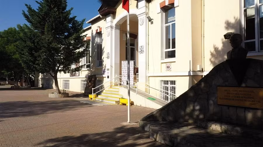 Galeri görseli
